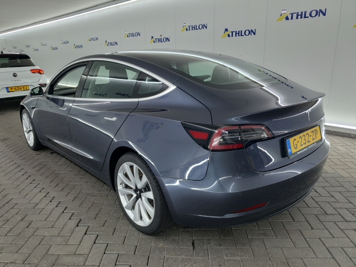 Photo 5 of Tesla Model 3