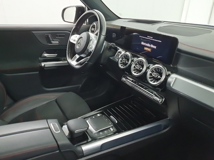 Foto 7 van Mercedes EQB