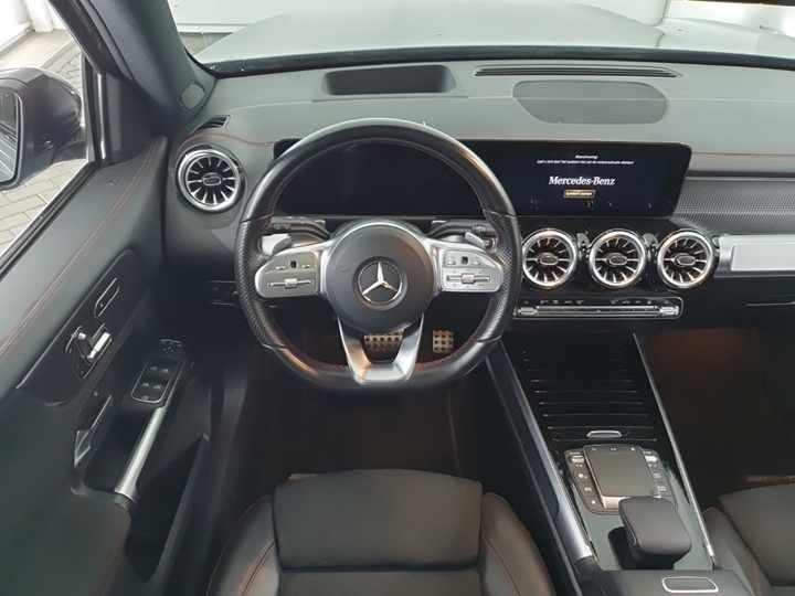 Foto 9 van Mercedes EQB