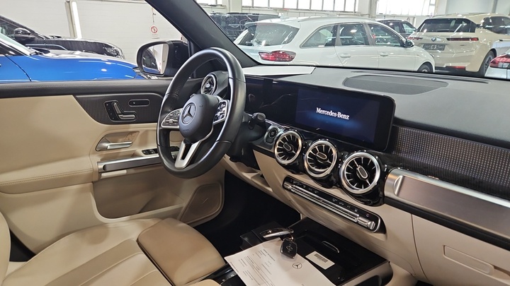 Foto 8 van Mercedes EQB