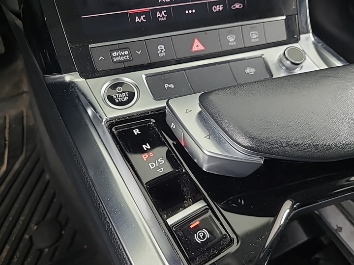 Foto 12 van Audi e-tron