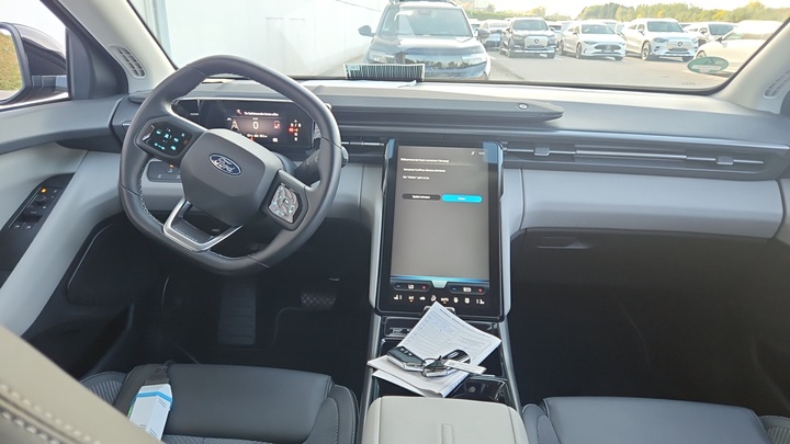 Foto 7 van Ford Explorer EV