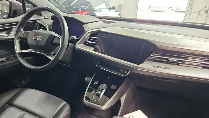Foto 7 van Audi Q4 Sportback e-tron