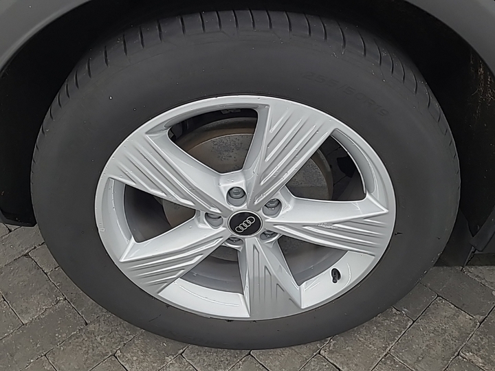 Foto 17 van Audi Q4 e-tron