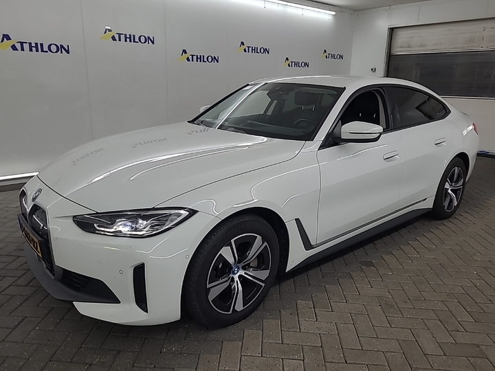 Foto 2 van BMW i4