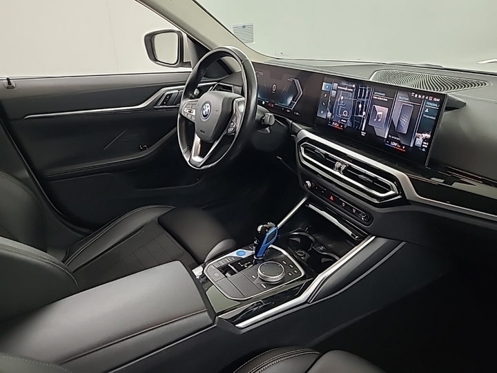 Foto 6 van BMW i4