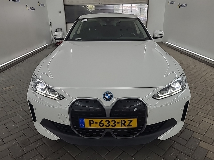 Foto 15 van BMW i4