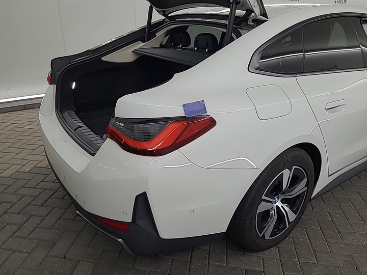 Foto 24 van BMW i4