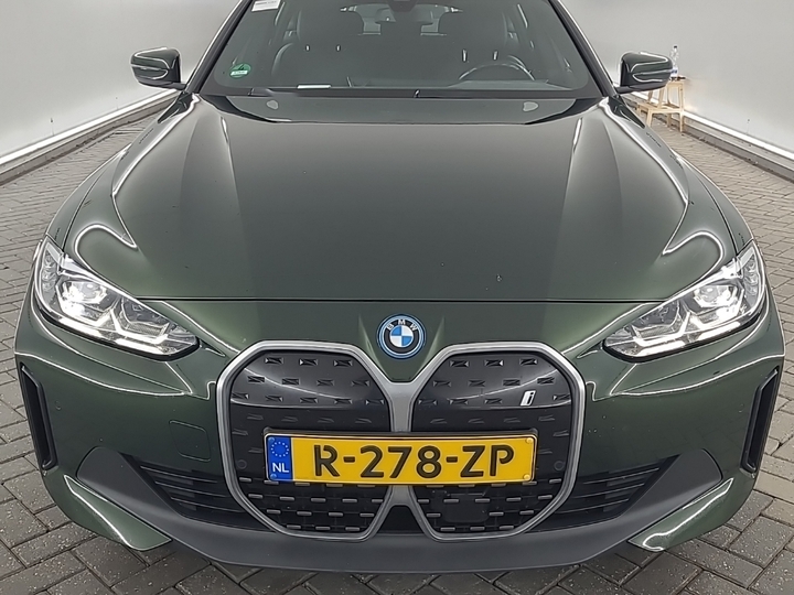 Foto 14 van BMW i4