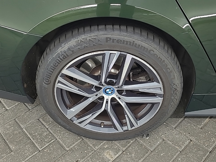 Foto 17 van BMW i4