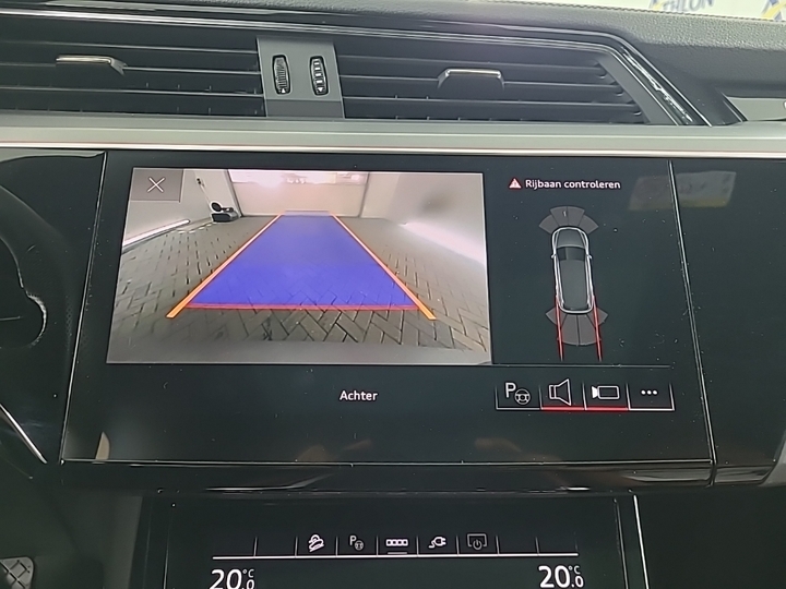 Foto 18 van Audi e-tron