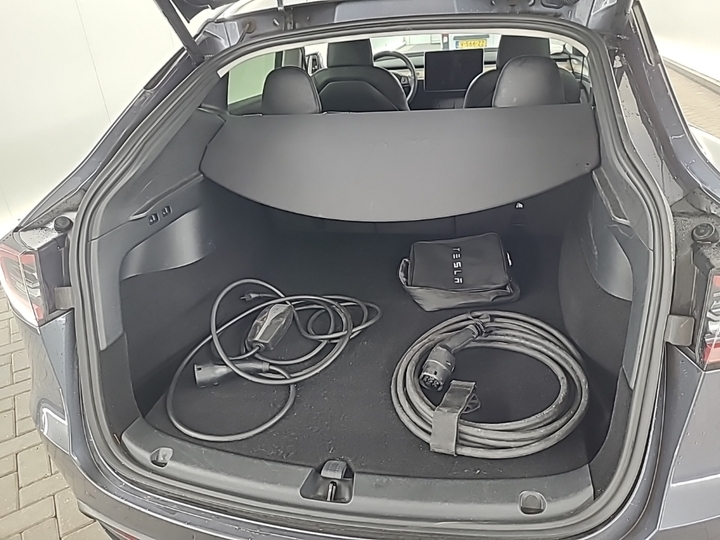 Foto 5 van Tesla Model Y