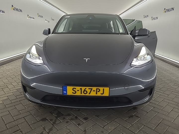 Foto 18 van Tesla Model Y