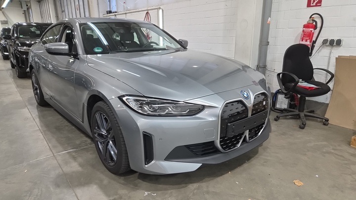 Foto 3 van BMW i4