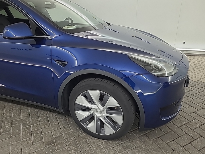Foto 23 van Tesla Model Y