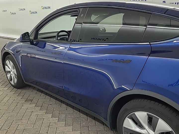 Foto 25 van Tesla Model Y