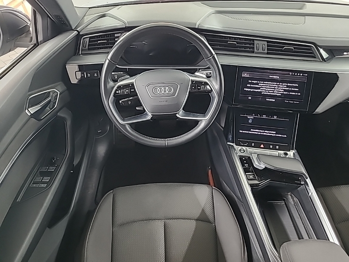 Foto 7 van Audi e-tron