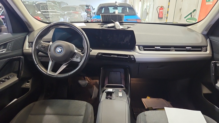 Foto 6 van BMW ix1