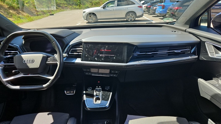 Foto 7 van Audi Q4 e-tron