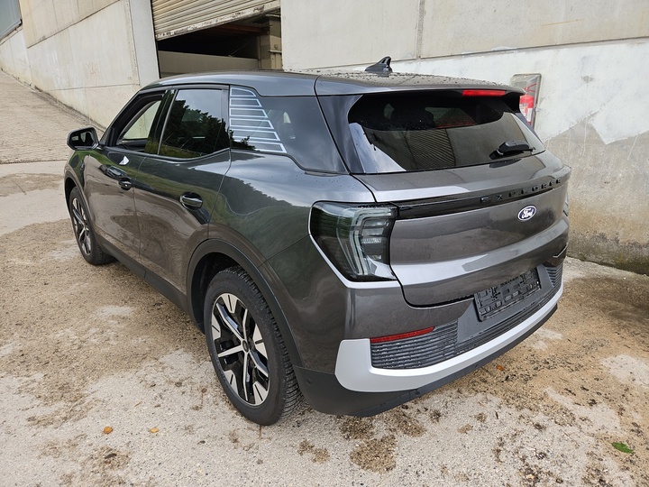 Foto 4 van Ford Explorer EV