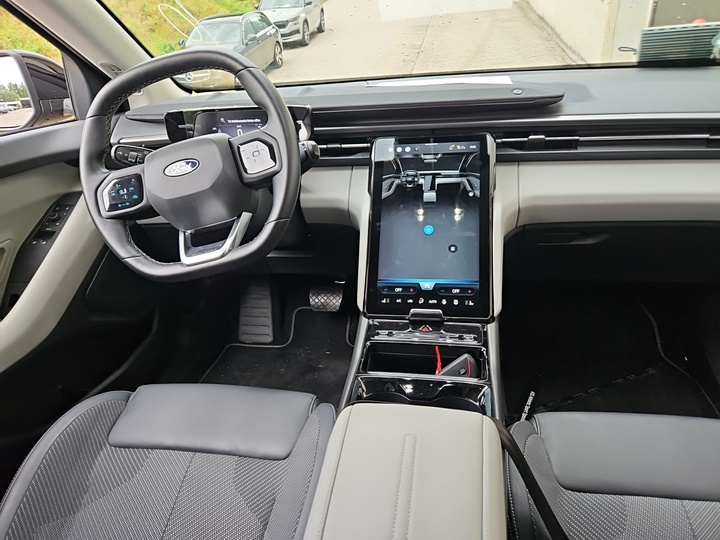 Foto 7 van Ford Explorer EV