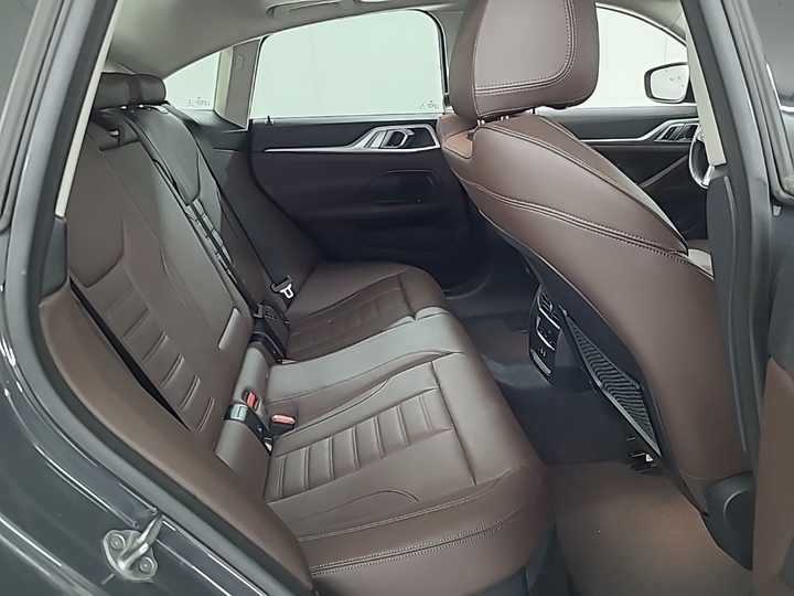 Foto 7 van BMW i4