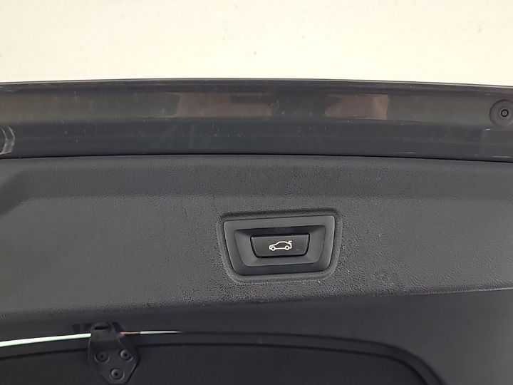 Foto 17 van BMW i4