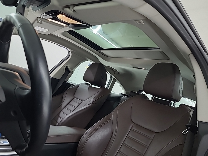 Foto 19 van BMW i4