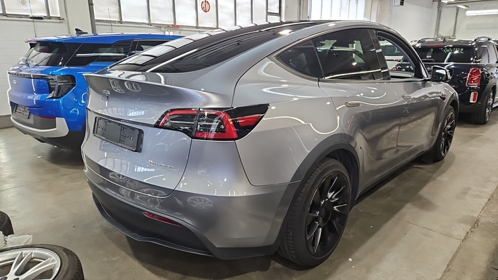 Foto 4 van Tesla Model Y