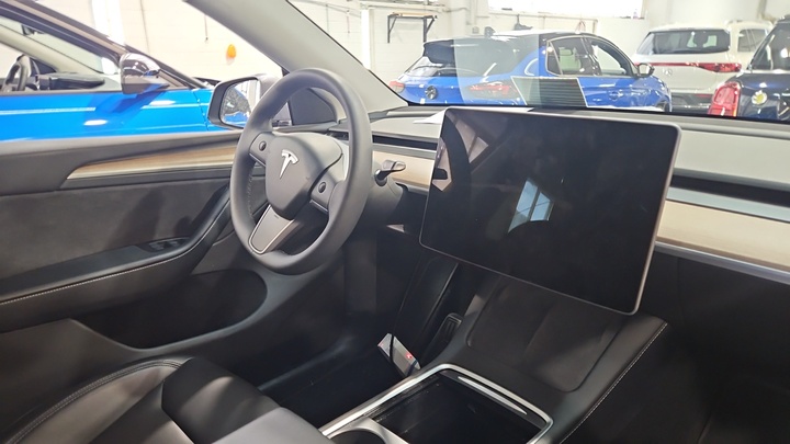 Foto 6 van Tesla Model Y