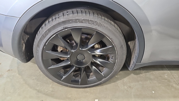 Foto 9 van Tesla Model Y