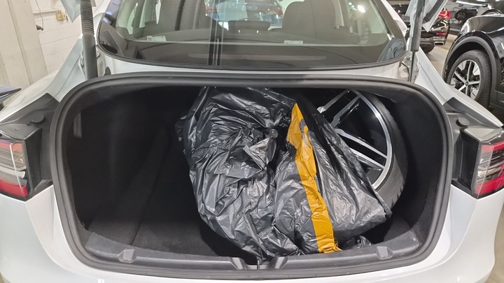 Foto 9 van Tesla Model 3