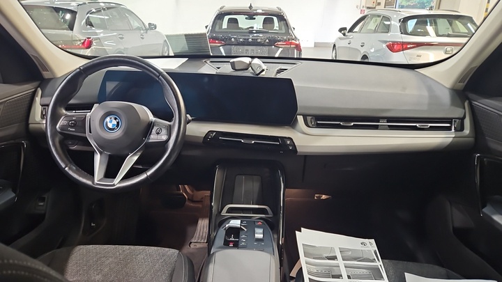 Foto 7 van BMW ix1