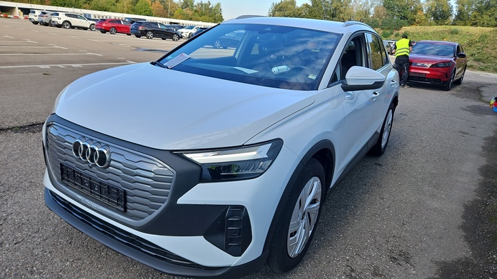 Foto 2 van Audi Q4 e-tron