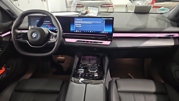 Foto 5 van BMW i5