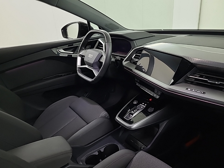 Foto 7 van Audi Q4 Sportback e-tron