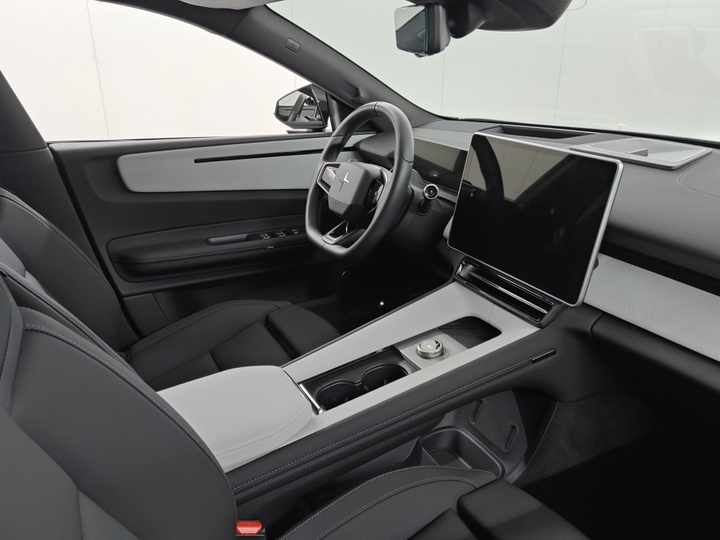 Foto 6 van Polestar 4