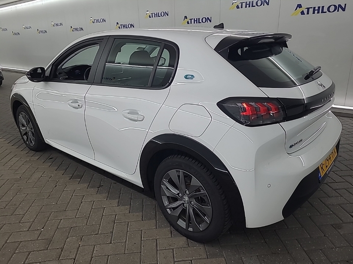 Foto 5 van Peugeot E-208