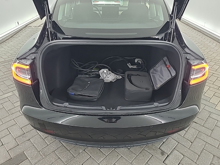 Foto 6 van Tesla Model 3