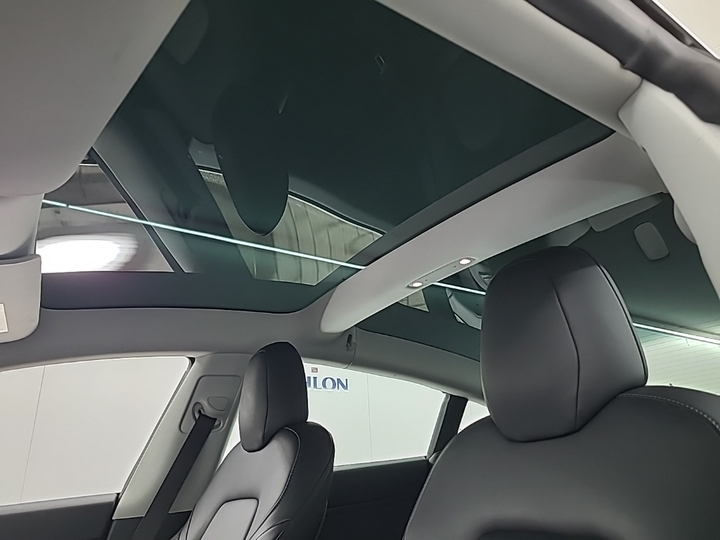 Foto 17 van Tesla Model 3