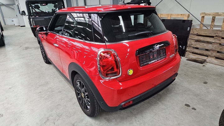 Foto 4 van MINI Electric