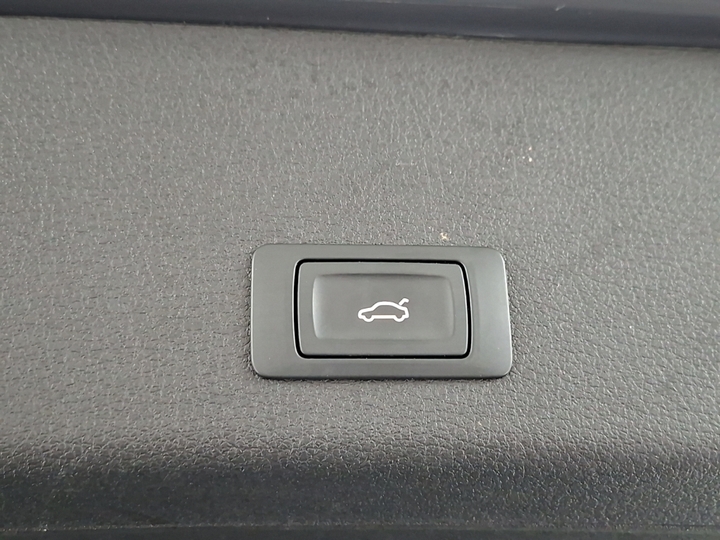 Foto 12 van Audi Q8