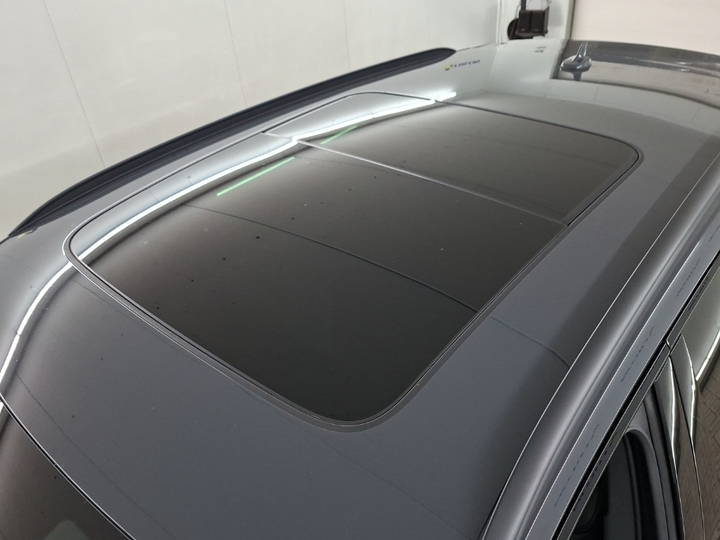 Foto 14 van Audi Q8