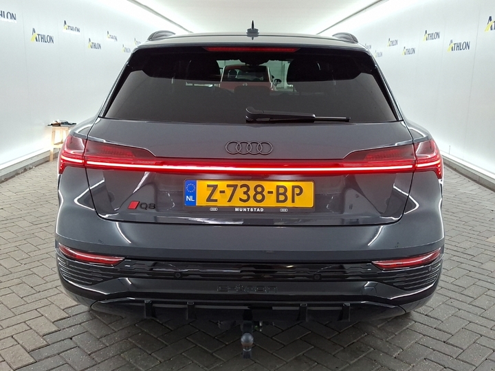 Foto 18 van Audi Q8