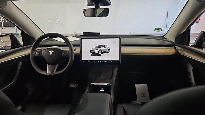Foto 4 van Tesla Model Y