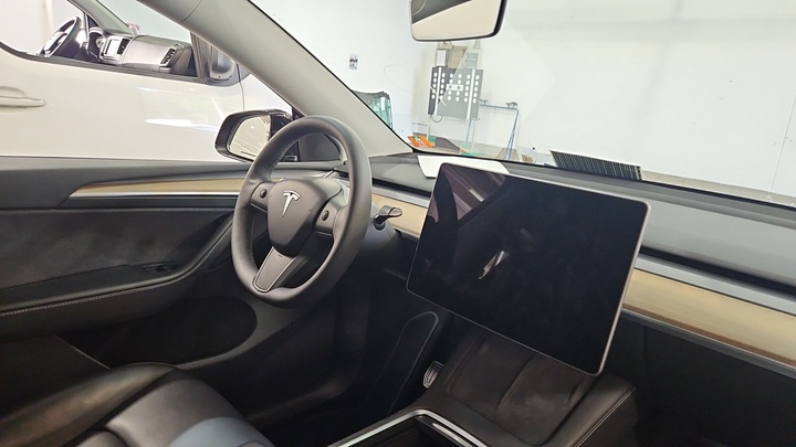 Foto 5 van Tesla Model Y