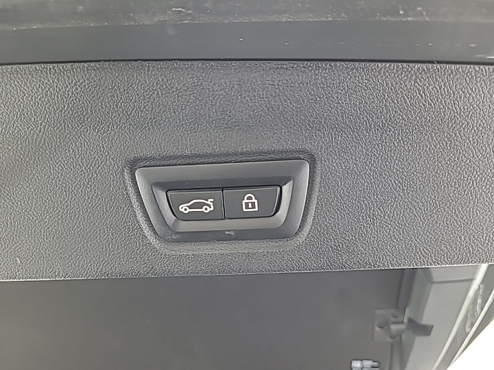 Foto 17 van BMW i4