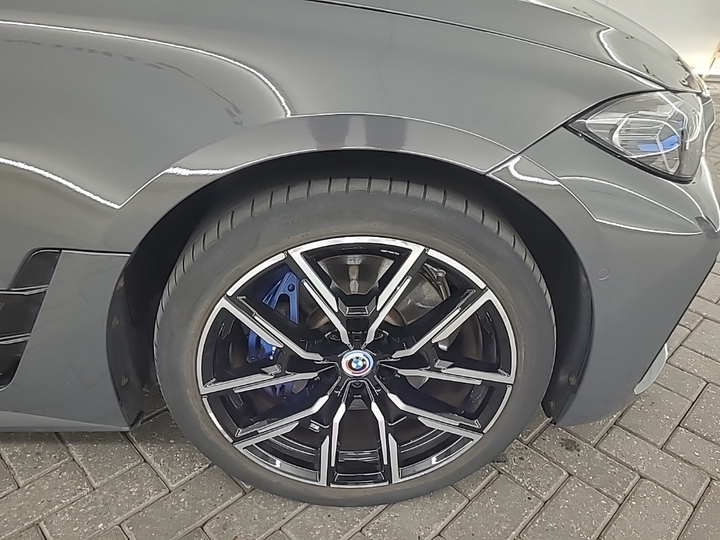 Foto 19 van BMW i4