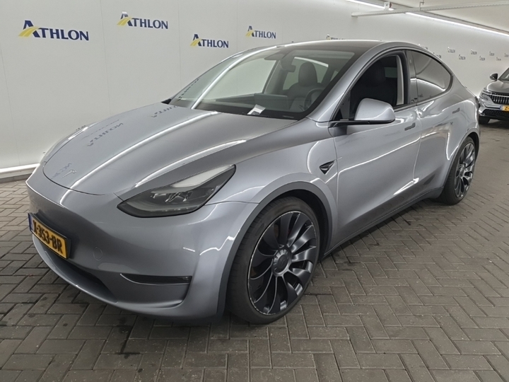 Photo 2 of Tesla Model Y
