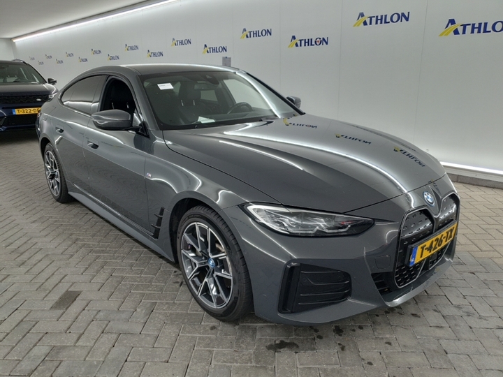 Photo 3 of BMW i4